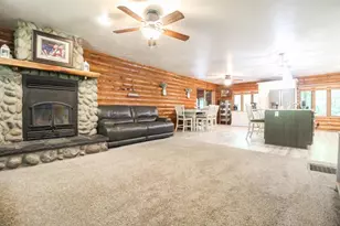 N3301 Asje Rd, Cambridge, WI 53523 - Photo 4