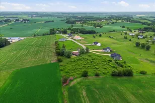 N5025 Meadowlark Cir, Monticello, WI 53570 - Photo 2