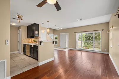 2884 Holborn Circle, Madison, WI 53718 - Photo 14