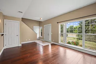 2884 Holborn Cir, Madison, WI 53718 - Photo 10