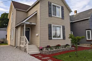 206 4th St, Beaver Dam, WI 53916 - Photo 1