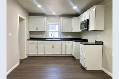 2126 Park Avenue, Beloit, WI 53511 - Photo 8