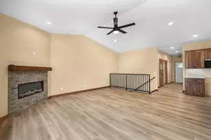 638 Sunset &amp 217 Dale Dr, Lodi, WI 53555 - Photo 14