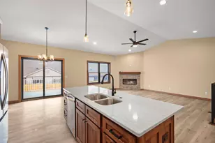 638 Sunset &amp 217 Dale Dr, Lodi, WI 53555 - Photo 22