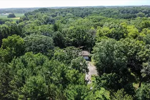 4031 Lally Rd, Oregon, WI 53575 - Photo 16
