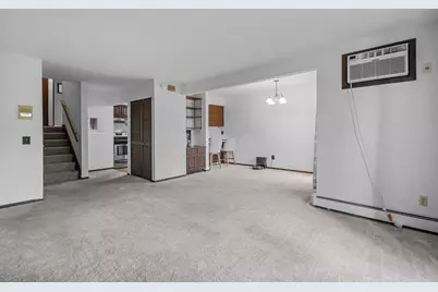 6235 Charing Cross Lane #A1, Middleton, WI 53562 - Photo 2