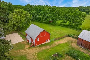 854 Hwy 51, Stoughton, WI 53589 - Photo 2
