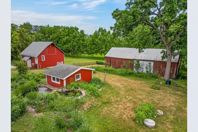 854 Highway 51, Stoughton, WI 53589 - Photo 4