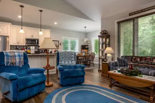 3904 Tanglewood Pl, Janesville, WI 53546 - Photo 14