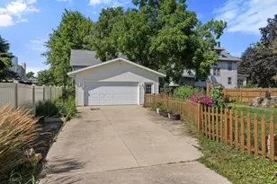 916 Giles St, Stoughton, WI 53589 - Photo 36