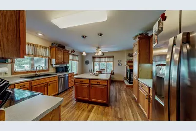 1505 Raveen Street, Fort Atkinson, WI 53538 - Photo 10
