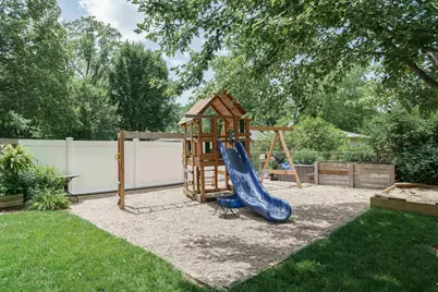 1147 Ontario Drive, Janesville, WI 53545 - Photo 38