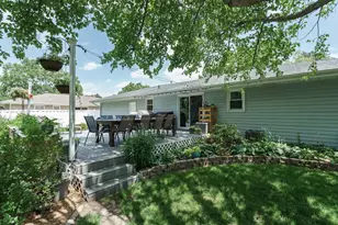 1147 Ontario Dr, Janesville, WI 53545 - Photo 42