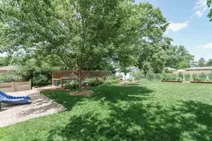 1147 Ontario Dr, Janesville, WI 53545 - Photo 40