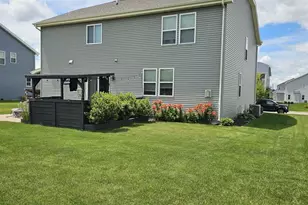 231 Pintail Pl, Sun Prairie, WI 53590 - Photo 6