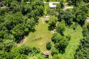 2137 W Creedy Rd, Beloit, WI 53511 - Photo 8
