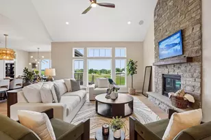 1605 Ginger Ln, Waunakee, WI 53597 - Photo 4