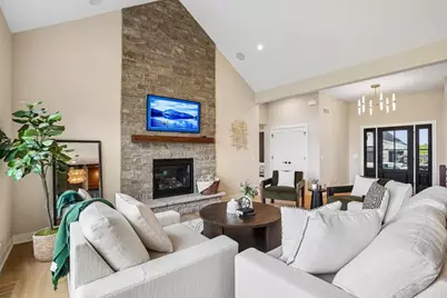 1605 Ginger Lane, Waunakee, WI 53597 - Photo 6