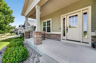 299 Hallmark Way, Sun Prairie, WI 53590 - Photo 2