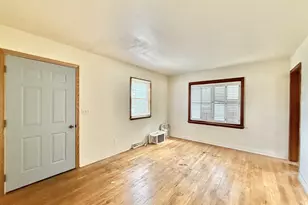 922 Farwell St, Beloit, WI 53511 - Photo 8