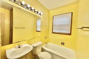 922 Farwell St, Beloit, WI 53511 - Photo 14
