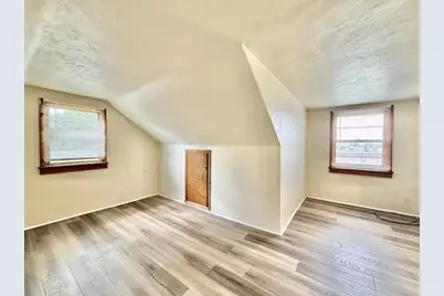 922 Farwell Street, Beloit, WI 53511 - Photo 12