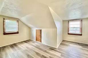 922 Farwell St, Beloit, WI 53511 - Photo 12