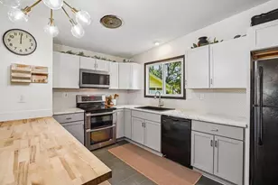 816 11th St, Baraboo, WI 53913 - Photo 10