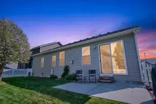 1320 Blazingstar Ln, Sun Prairie, WI 53590 - Photo 42