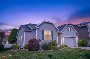 1320 Blazingstar Ln, Sun Prairie, WI 53590 - Photo 1