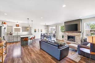 1320 Blazingstar Ln, Sun Prairie, WI 53590 - Photo 12