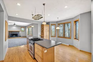 2082 Tower Dr, Stoughton, WI 53589 - Photo 4