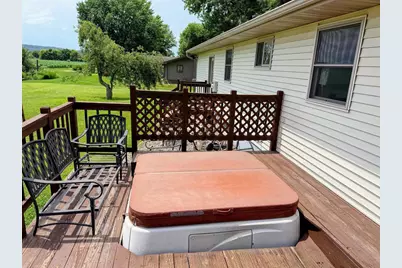 63823 Meadow Lane, Prairie Du Chien, WI 53821 - Photo 8