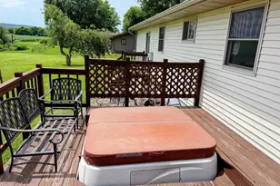 63823 Meadow Ln, Prairie Du Chien, WI 53821 - Photo 8