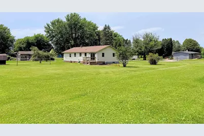 63823 Meadow Lane, Prairie Du Chien, WI 53821 - Photo 4