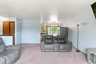 429 E Albert St, Portage, WI 53901 - Photo 8
