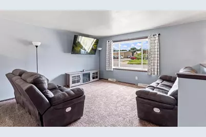 429 E Albert Street, Portage, WI 53901 - Photo 6