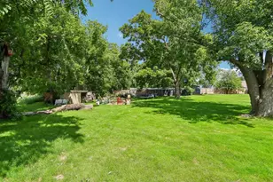 2400 W Avalon Rd, Janesville, WI 53546 - Photo 10
