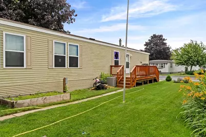 1025 Oake  S Avenue #D19, Onalaska, WI 54650 - Photo 2
