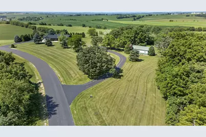 N7795 Panorama Road, Exeter, WI 53508 - Photo 2