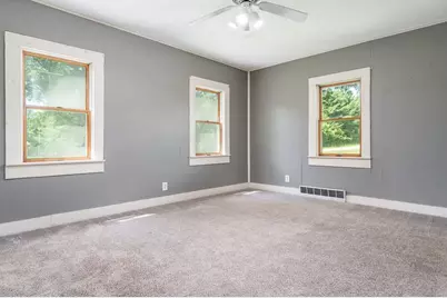 10341 E Creek Road, Clinton, WI 53525 - Photo 14