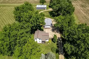 10341 E Creek Rd, Clinton, WI 53525 - Photo 50
