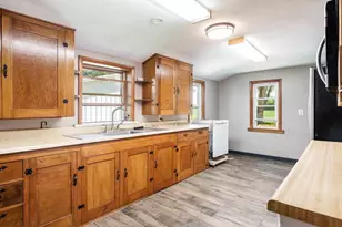 10341 E Creek Rd, Clinton, WI 53525 - Photo 4