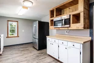 10341 E Creek Rd, Clinton, WI 53525 - Photo 6