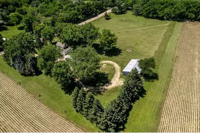 10341 E Creek Road, Clinton, WI 53525 - Photo 52