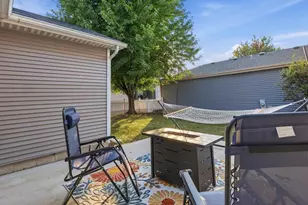 614 McLean Dr, Madison, WI 53718 - Photo 32