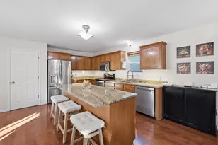 614 McLean Dr, Madison, WI 53718 - Photo 6
