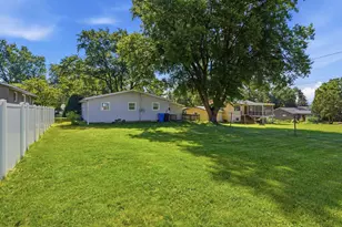 727 Jacquelyn Dr, Baraboo, WI 53913 - Photo 30