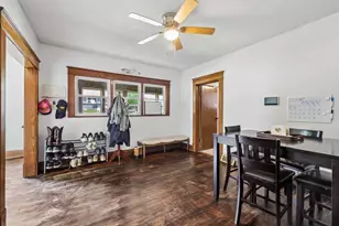 426 E Carroll St, Portage, WI 53901 - Photo 8