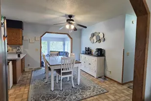 316 E Berlin St, Neshkoro, WI 54960 - Photo 10